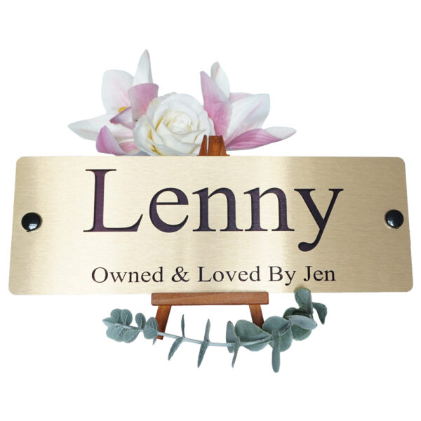 Aluminium-Gold-Stable-Name-Plain-Text-Front
